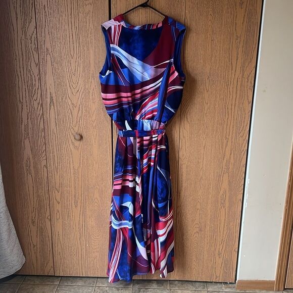 Love X Design Blue Red Printed Sleeveless Maxi Dress Size 2X - Picture 4 of 14
